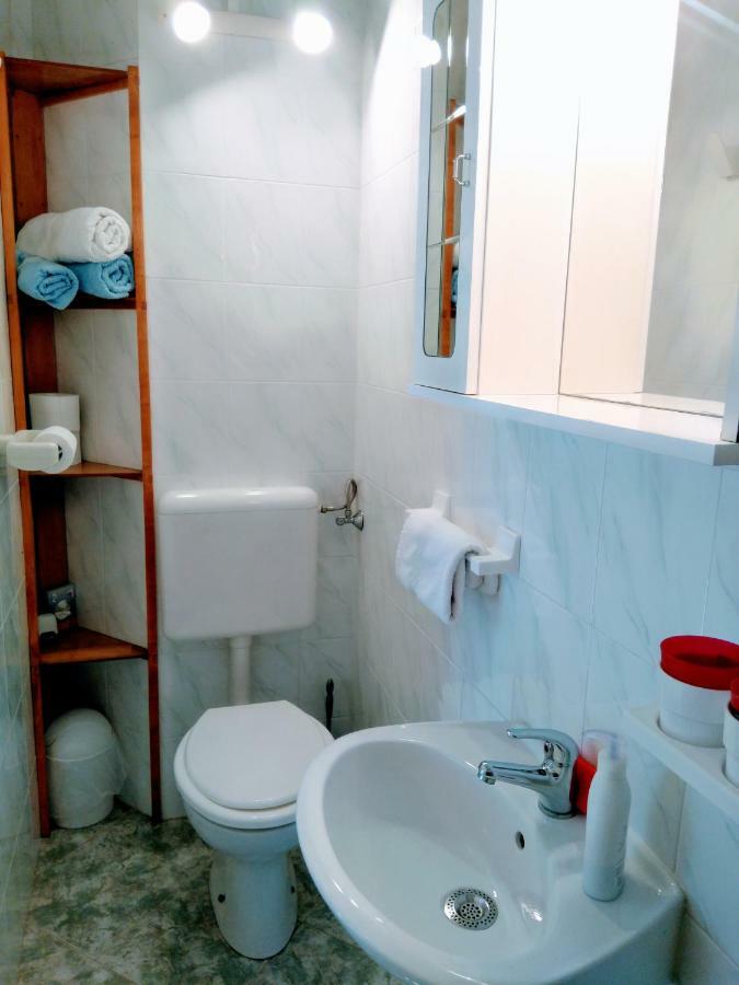 Apartments And Room Markovic Rovinjsko Selo Exterior photo